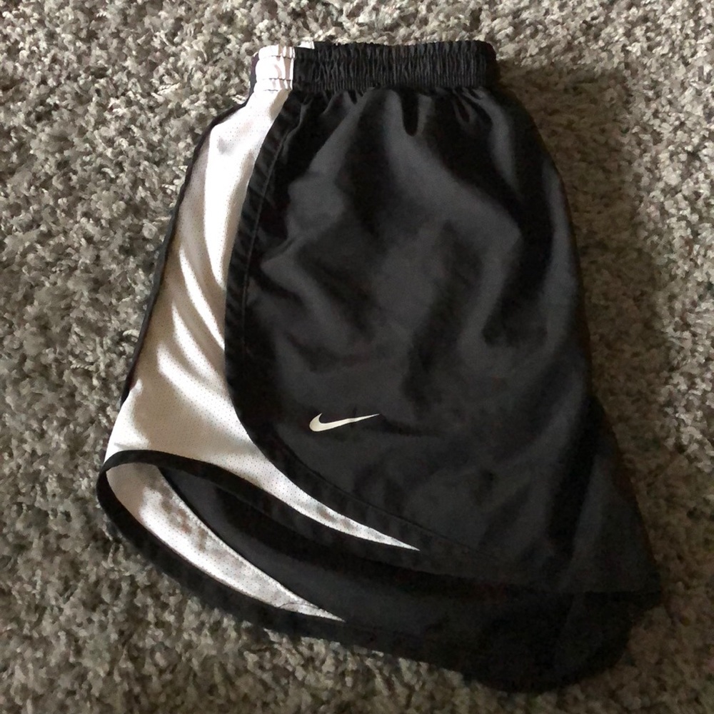 Running shorts